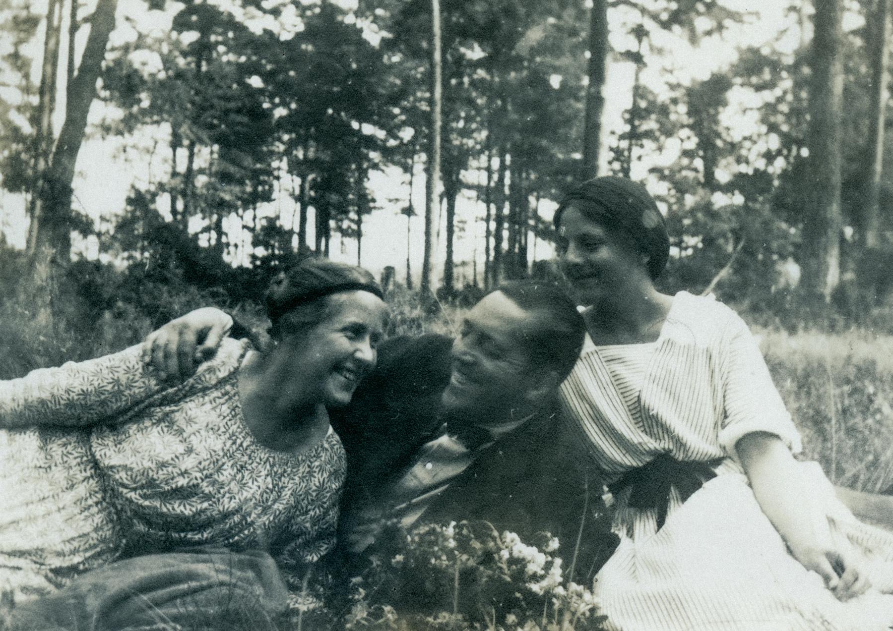 Bild 3 von The Mies van der Rohes