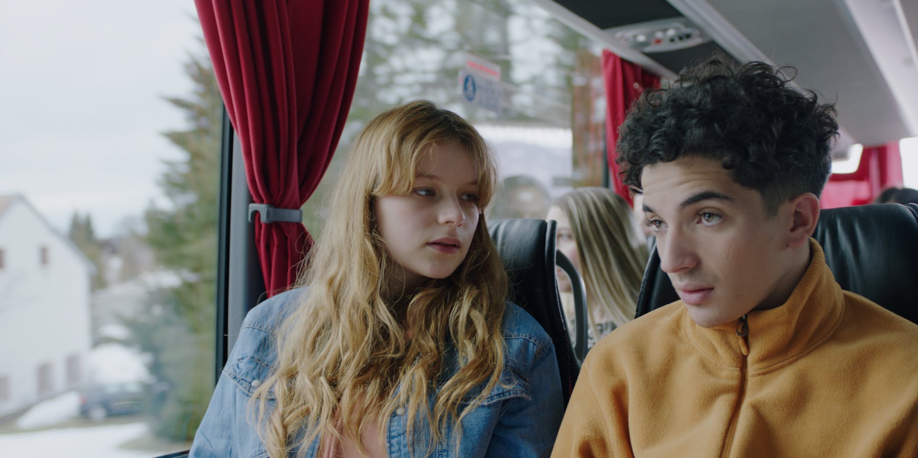 Bild 3 von Va dans les bois