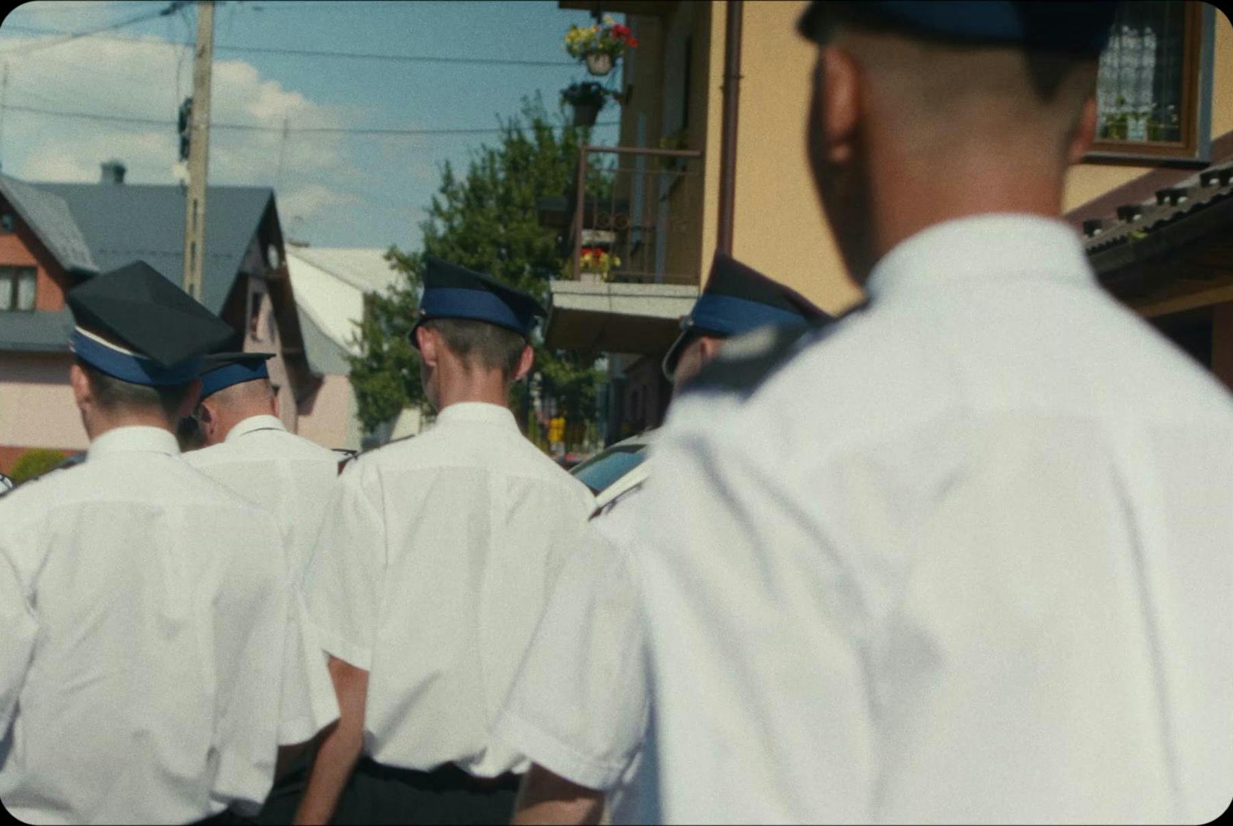 Bild 1 von Some Of Us Really Can't