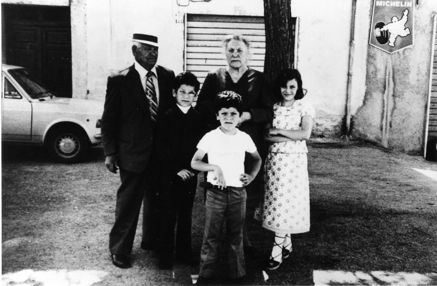 Bild 3 von Julie From Ohio