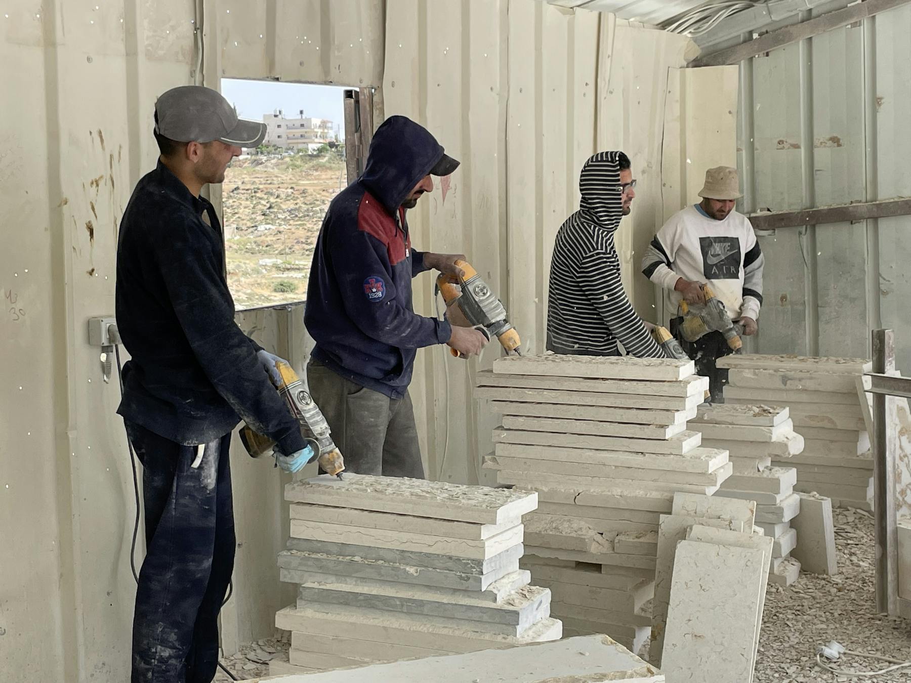 Bild 1 von Rule Of Stone