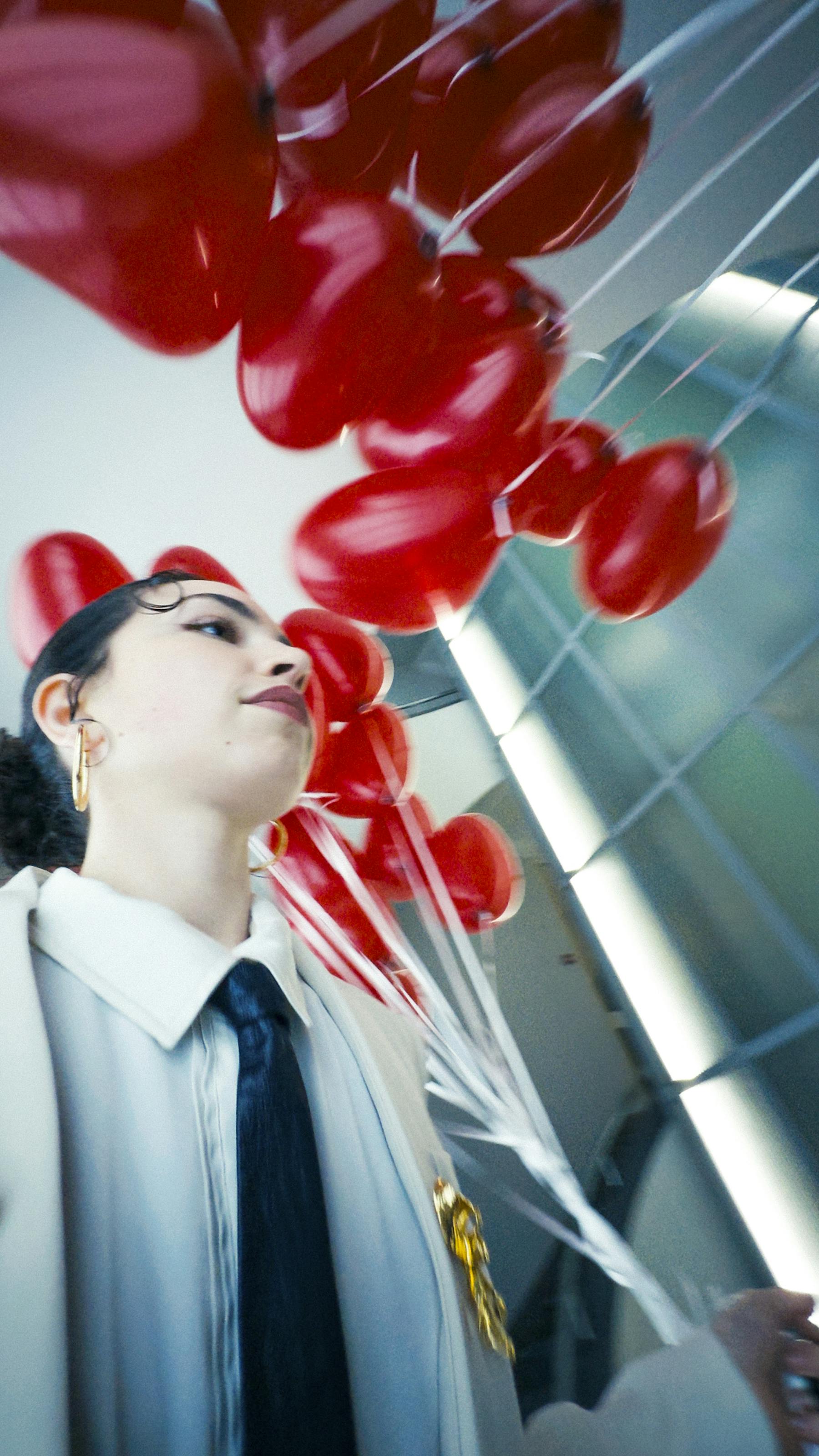 Bild 1 von One More Time